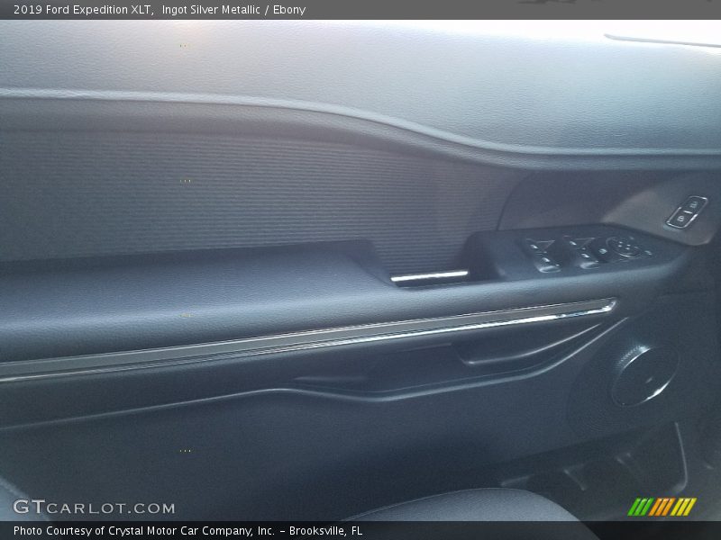 Ingot Silver Metallic / Ebony 2019 Ford Expedition XLT