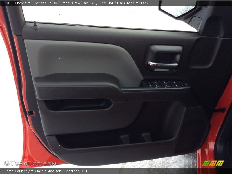 Red Hot / Dark Ash/Jet Black 2018 Chevrolet Silverado 1500 Custom Crew Cab 4x4