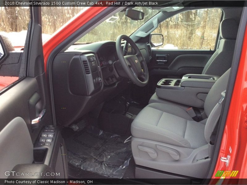 Red Hot / Dark Ash/Jet Black 2018 Chevrolet Silverado 1500 Custom Crew Cab 4x4