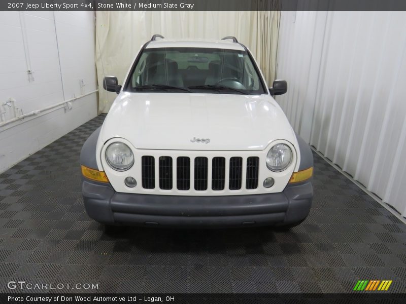 Stone White / Medium Slate Gray 2007 Jeep Liberty Sport 4x4