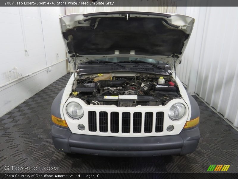 Stone White / Medium Slate Gray 2007 Jeep Liberty Sport 4x4