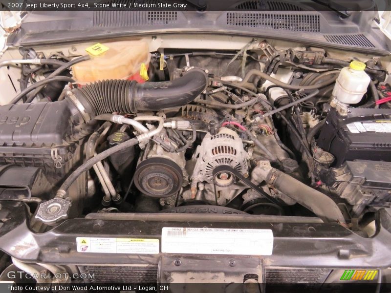 Stone White / Medium Slate Gray 2007 Jeep Liberty Sport 4x4