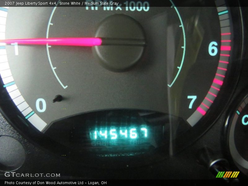 Stone White / Medium Slate Gray 2007 Jeep Liberty Sport 4x4