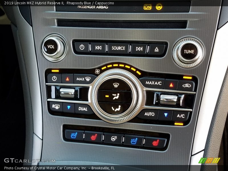 Controls of 2019 MKZ Hybrid Reserve II