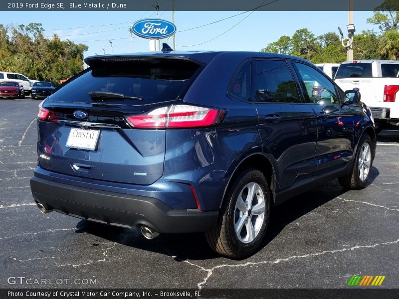 Blue Metallic / Dune 2019 Ford Edge SE