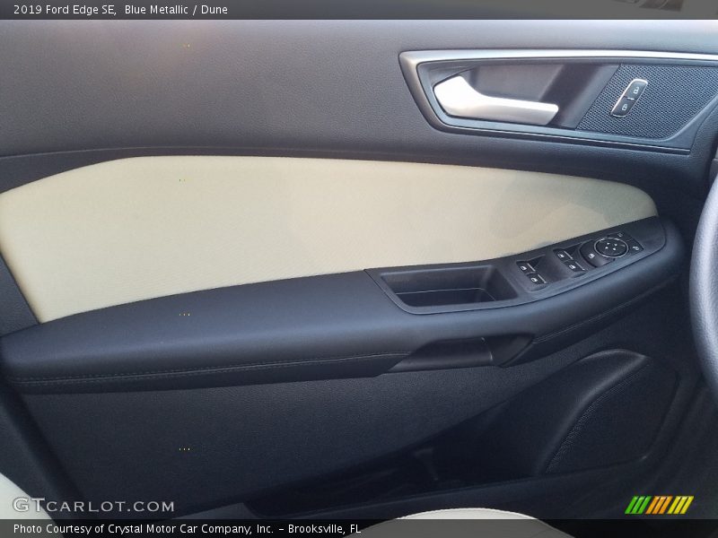 Blue Metallic / Dune 2019 Ford Edge SE