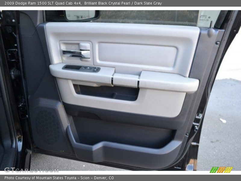 Brilliant Black Crystal Pearl / Dark Slate Gray 2009 Dodge Ram 1500 SLT Quad Cab 4x4