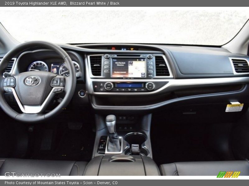 Blizzard Pearl White / Black 2019 Toyota Highlander XLE AWD