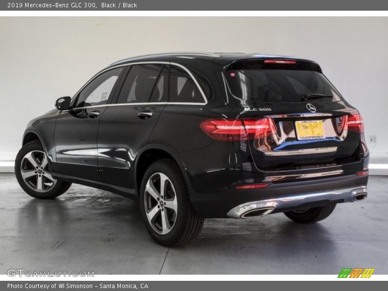 Black / Black 2019 Mercedes-Benz GLC 300