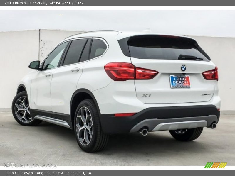 Alpine White / Black 2018 BMW X1 sDrive28i