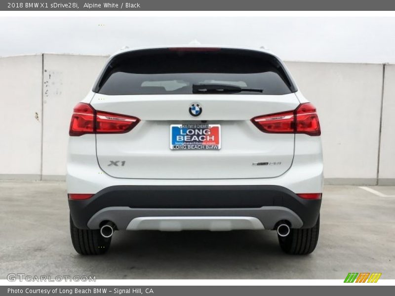 Alpine White / Black 2018 BMW X1 sDrive28i