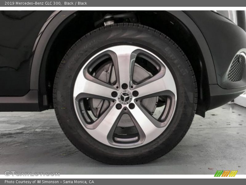 Black / Black 2019 Mercedes-Benz GLC 300