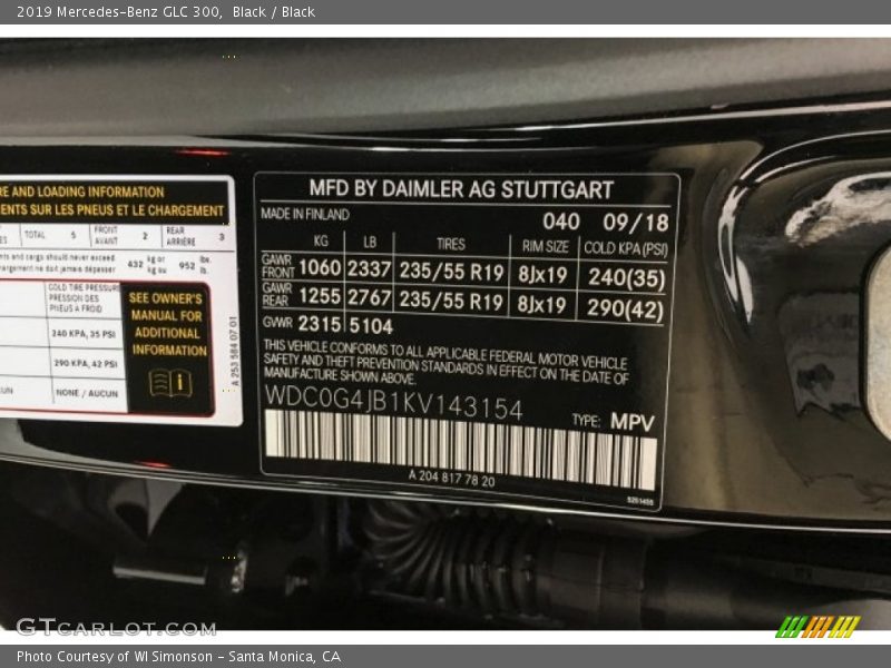 Black / Black 2019 Mercedes-Benz GLC 300