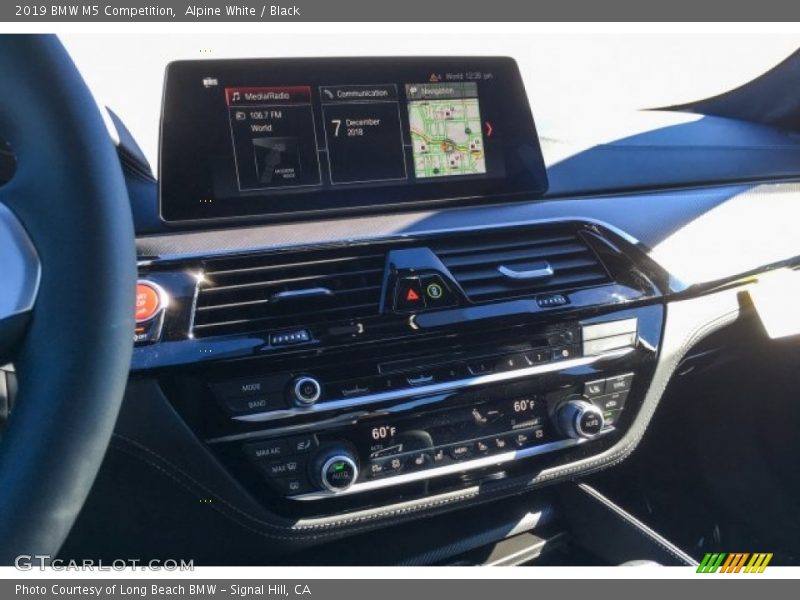 Alpine White / Black 2019 BMW M5 Competition