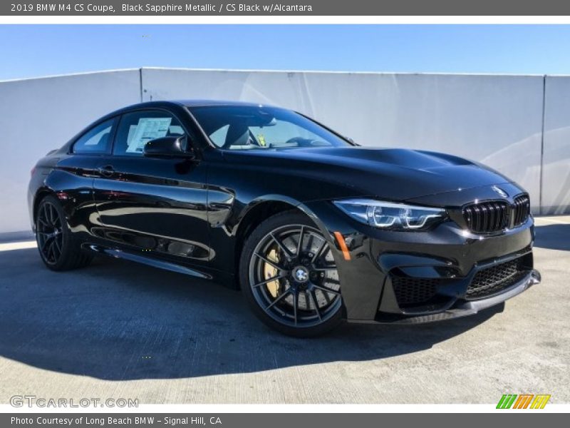 Front 3/4 View of 2019 M4 CS Coupe