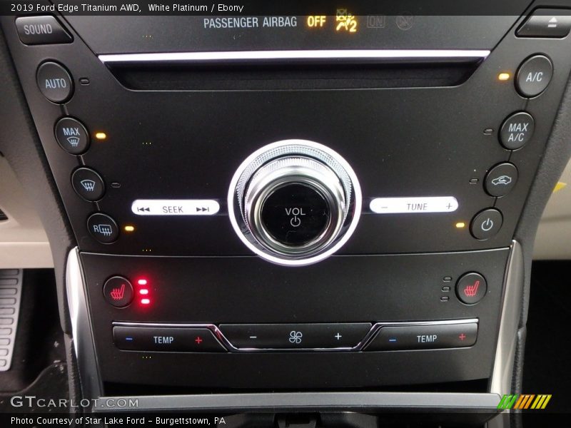 Controls of 2019 Edge Titanium AWD
