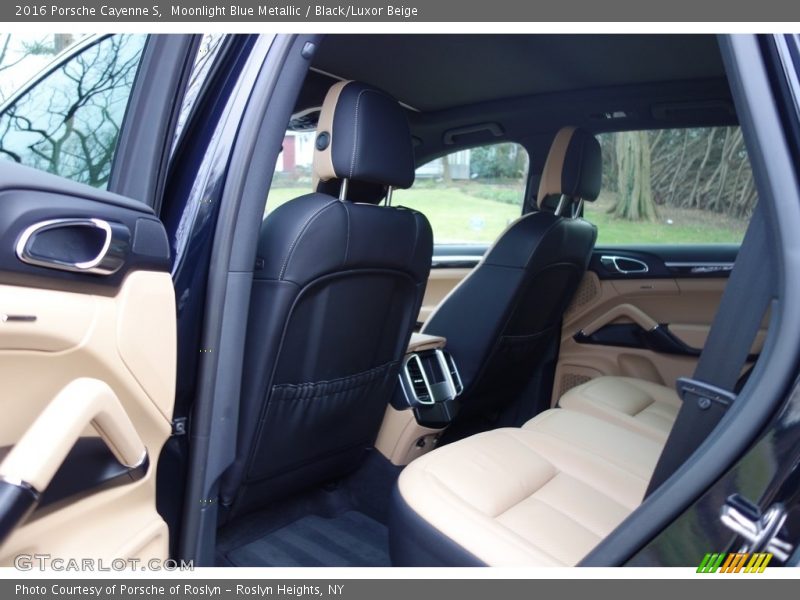 Moonlight Blue Metallic / Black/Luxor Beige 2016 Porsche Cayenne S