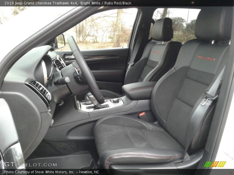  2019 Grand Cherokee Trailhawk 4x4 Ruby Red/Black Interior