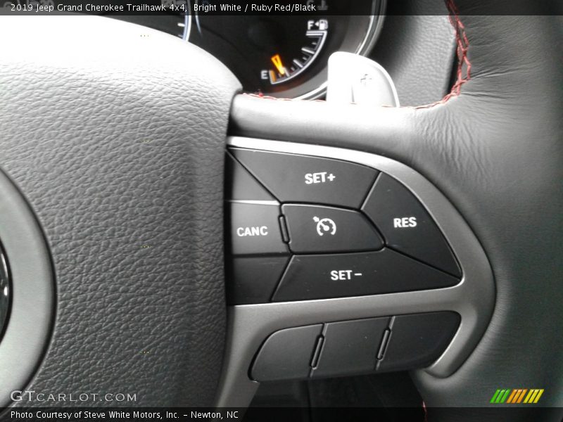  2019 Grand Cherokee Trailhawk 4x4 Steering Wheel