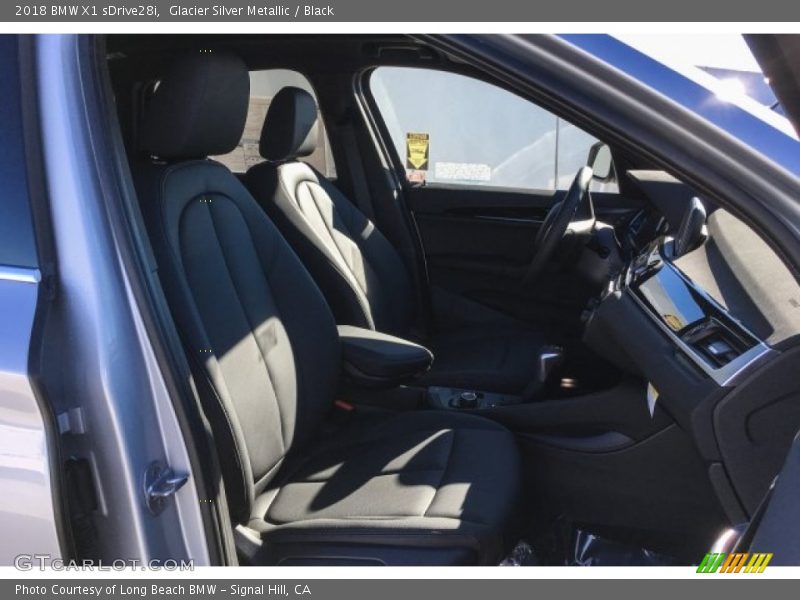 Glacier Silver Metallic / Black 2018 BMW X1 sDrive28i