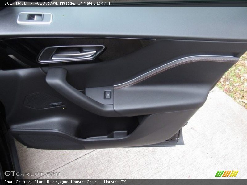 Ultimate Black / Jet 2017 Jaguar F-PACE 35t AWD Prestige