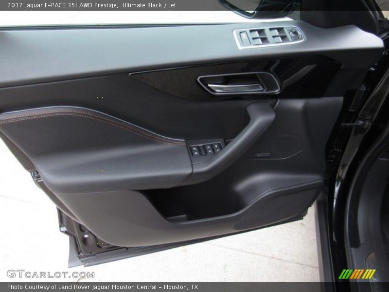 Ultimate Black / Jet 2017 Jaguar F-PACE 35t AWD Prestige