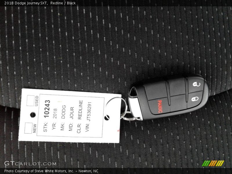 Redline / Black 2018 Dodge Journey SXT