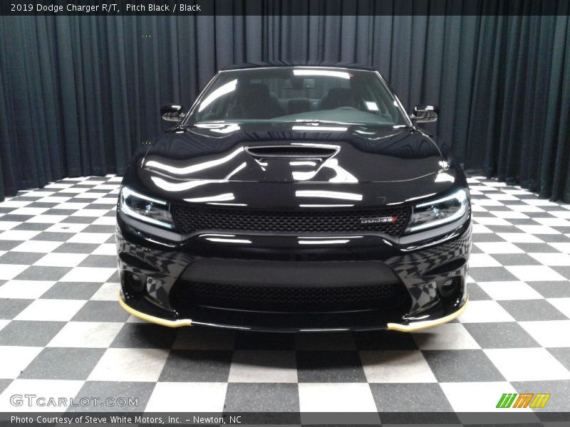 Pitch Black / Black 2019 Dodge Charger R/T