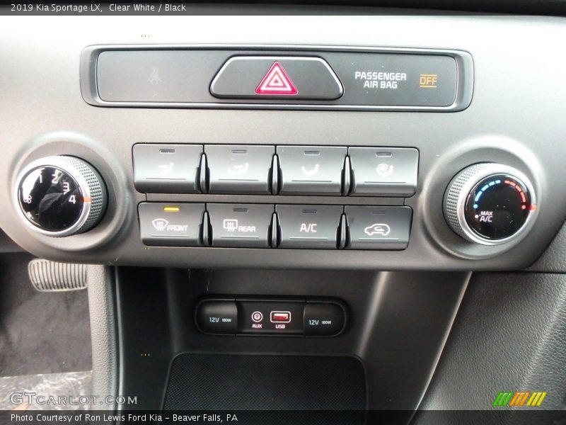 Controls of 2019 Sportage LX