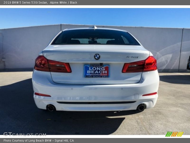 Alpine White / Black 2019 BMW 5 Series 530i Sedan