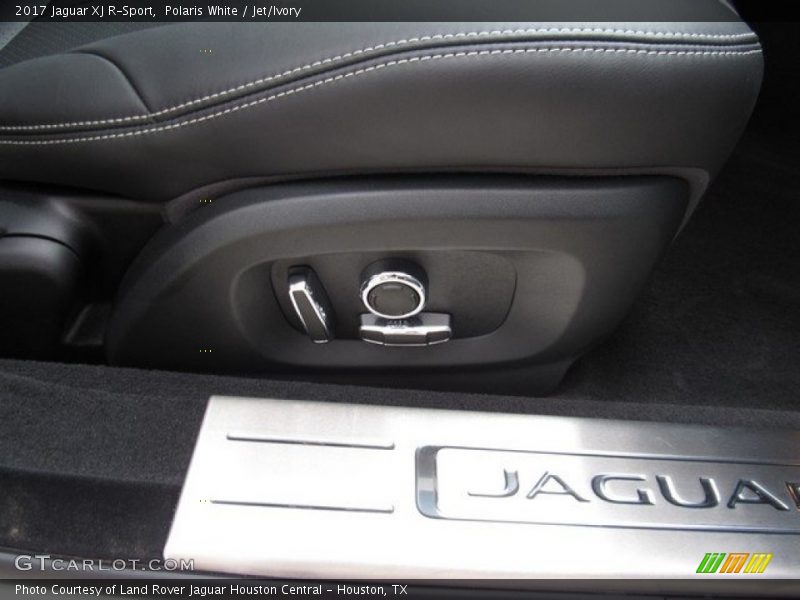 Polaris White / Jet/Ivory 2017 Jaguar XJ R-Sport
