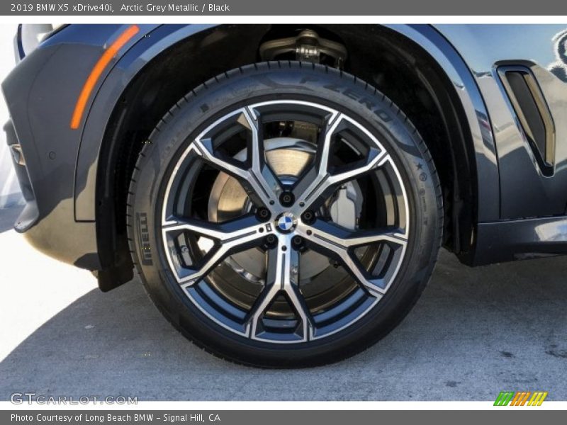 Arctic Grey Metallic / Black 2019 BMW X5 xDrive40i