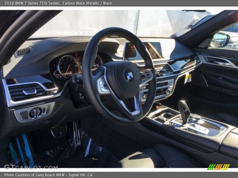 Carbon Black Metallic / Black 2019 BMW 7 Series 750i Sedan