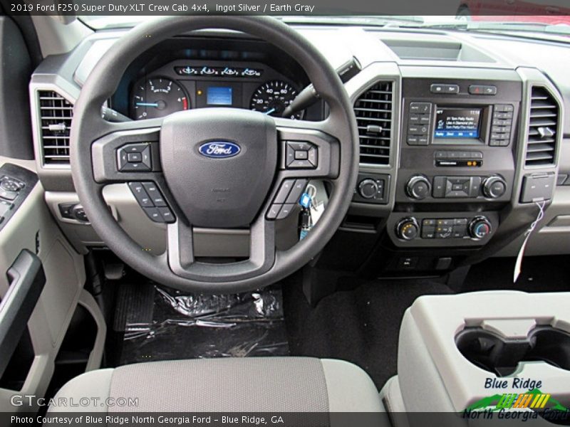 Ingot Silver / Earth Gray 2019 Ford F250 Super Duty XLT Crew Cab 4x4