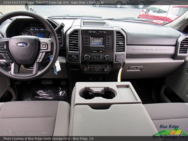 Ingot Silver / Earth Gray 2019 Ford F250 Super Duty XLT Crew Cab 4x4