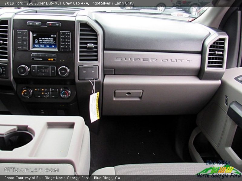 Ingot Silver / Earth Gray 2019 Ford F250 Super Duty XLT Crew Cab 4x4