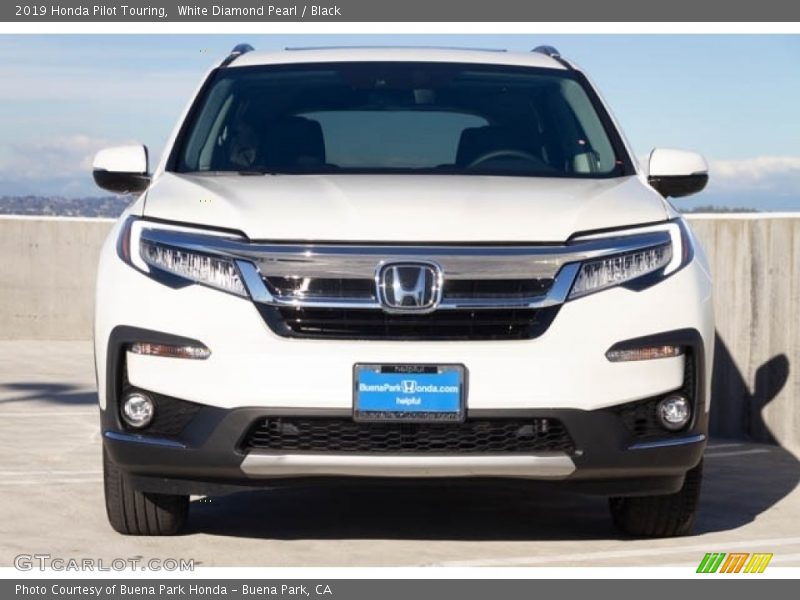 White Diamond Pearl / Black 2019 Honda Pilot Touring