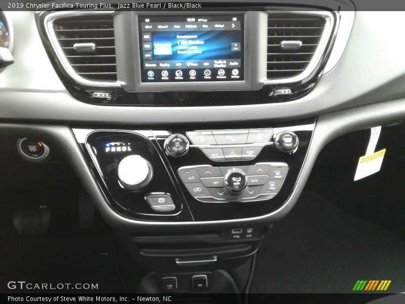 Jazz Blue Pearl / Black/Black 2019 Chrysler Pacifica Touring Plus