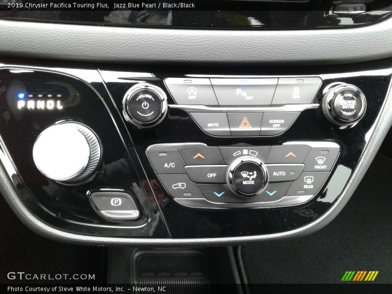 Jazz Blue Pearl / Black/Black 2019 Chrysler Pacifica Touring Plus