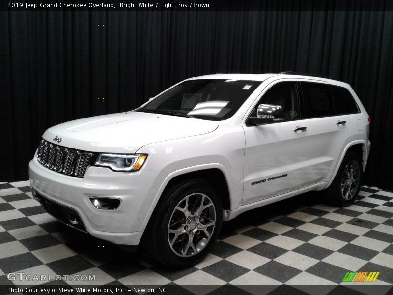 Bright White / Light Frost/Brown 2019 Jeep Grand Cherokee Overland