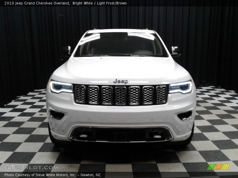 Bright White / Light Frost/Brown 2019 Jeep Grand Cherokee Overland