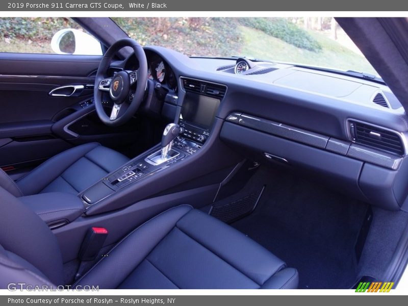 Dashboard of 2019 911 Carrera GTS Coupe