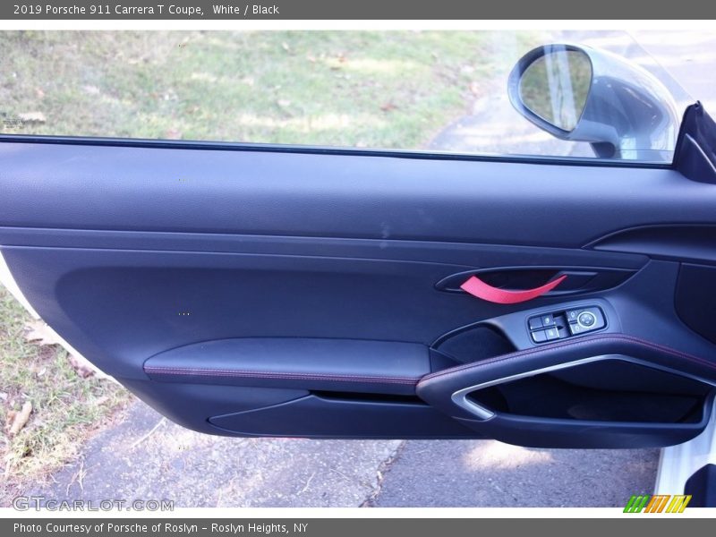 Door Panel of 2019 911 Carrera T Coupe