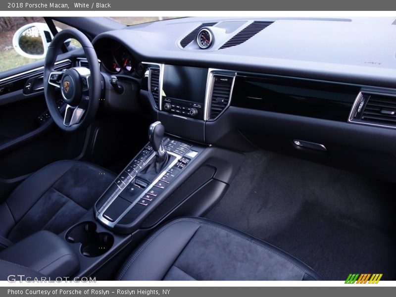 White / Black 2018 Porsche Macan