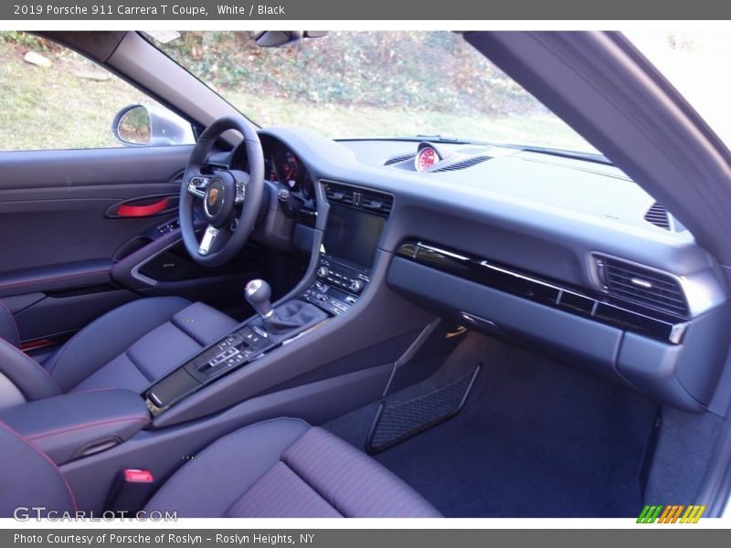 Dashboard of 2019 911 Carrera T Coupe