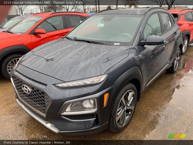 Front 3/4 View of 2019 Kona Limited AWD