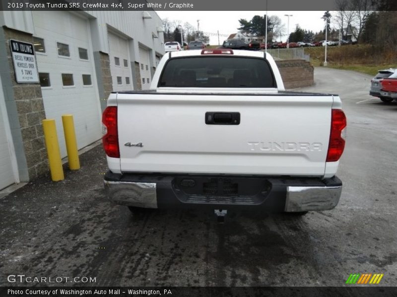 Super White / Graphite 2019 Toyota Tundra SR5 CrewMax 4x4