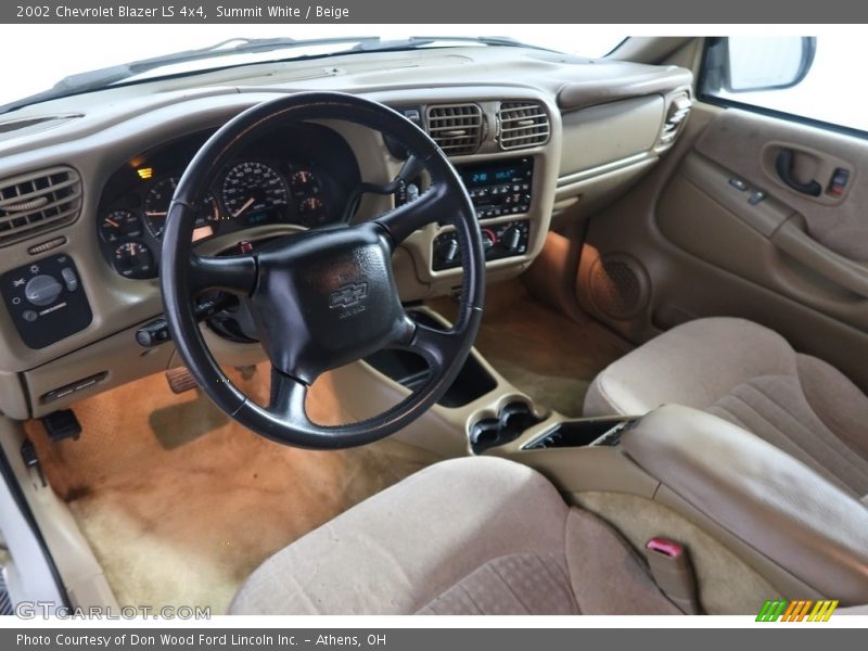 Summit White / Beige 2002 Chevrolet Blazer LS 4x4