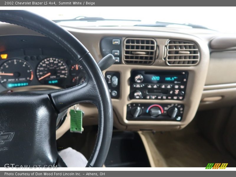 Summit White / Beige 2002 Chevrolet Blazer LS 4x4