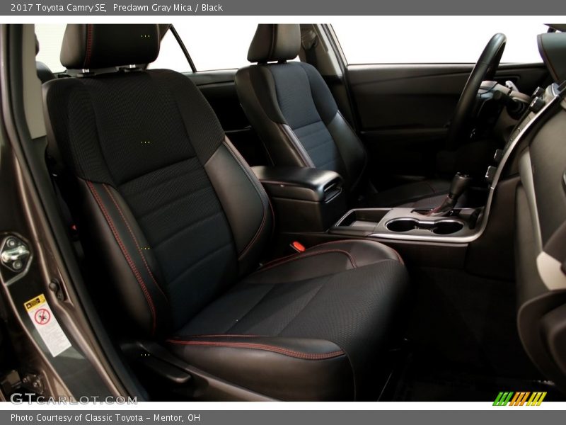 Predawn Gray Mica / Black 2017 Toyota Camry SE